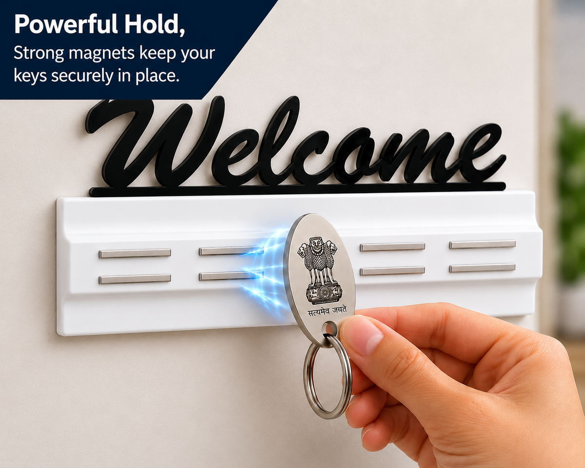 Magnetic Key Stand with 5 Metal Keychains